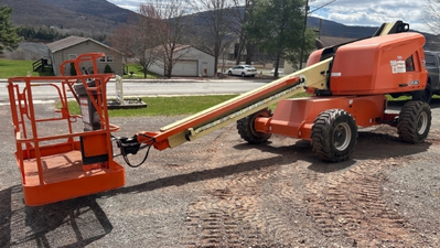 USED 2016 JLG 400S