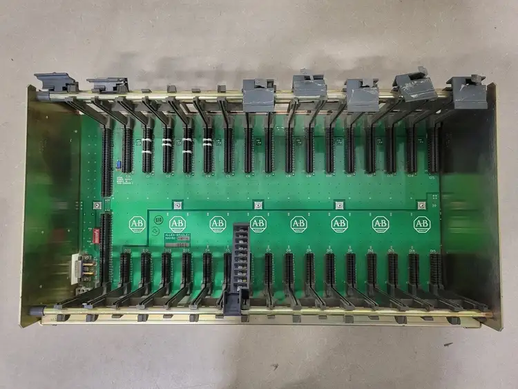 Used ALLEN BRADLEY 1771-A4B Misc Electrical & Power Parts British Columbia CA | Lenmark #248421