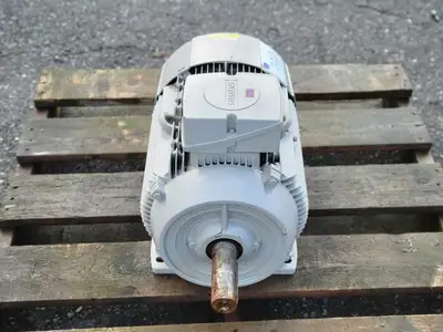 25 hp, 575 volts, 3560 rpm, 160L Electric Motor
