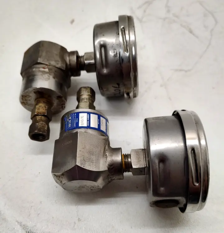 Used INDUSTRIAL MRO mros10095457-990.10 Temperature and Pressure Testers Kentucky US | Edwards Industrial Repair #975023