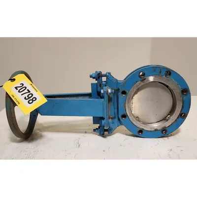 USED DEZURIK 824
