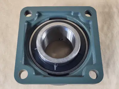 NEW NTN UCFX18