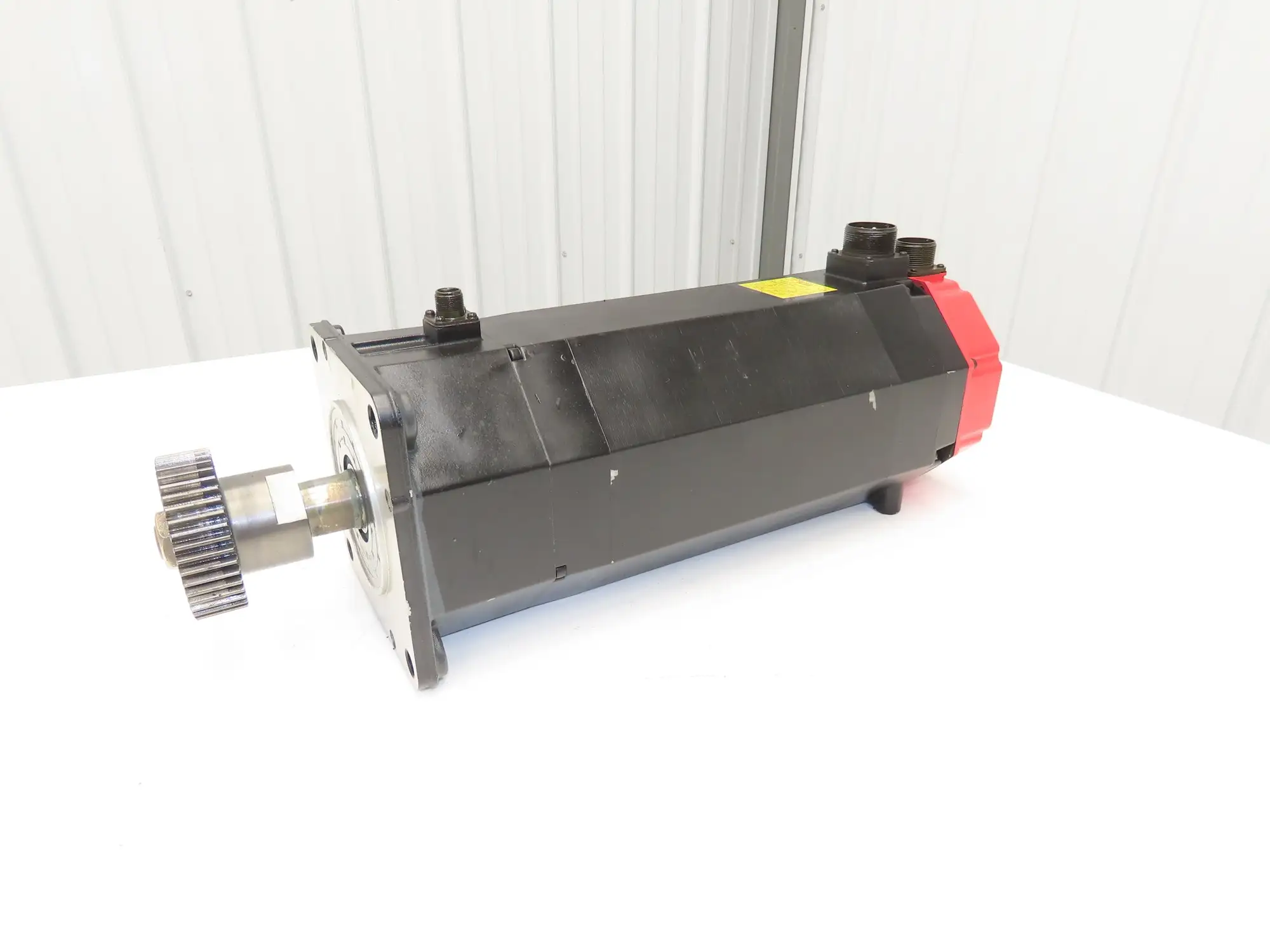 Fanuc A06B-0152-B675 AC Servo Motor 4.5Kw 194V 2000RPM Encoder A8600360T201