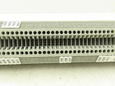 Allen Bradley 1492-J3 Terminal Block & 1492-J6 With 1 DIN Rail 800V Lot of 108