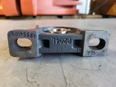 USED PEER UCP204-12