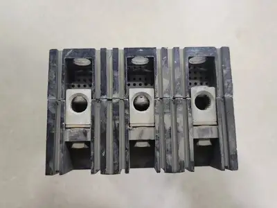 USED SQUARE D FHL36090