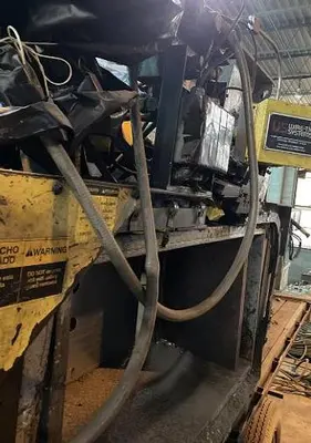 USED 2001 EXCEL 2R9