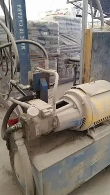 Used 2000 BESSER _UNKNOWN_ Concrete Equipment (Miscellaneous) Quebec CA | DIT Equip #1412388