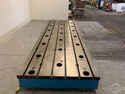 USED 2000 SKODA Tables, Floor & Layout Plates