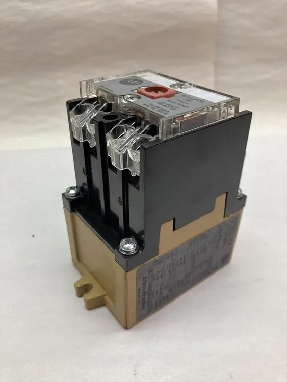 Used ALLEN-BRADLEY 700-P400A1 Miscellaneous Equipment (Electrical & Power) Ohio US | Surplus Asset Holdings #1240567