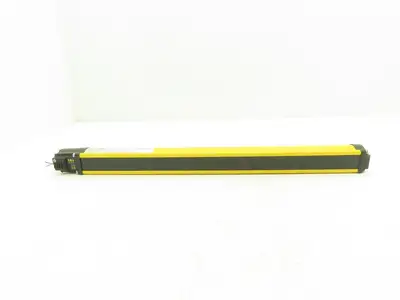 Allen Bradley 440L-R4J0480YD Light Curtain Guardmaster Receiver Only -Parts Only