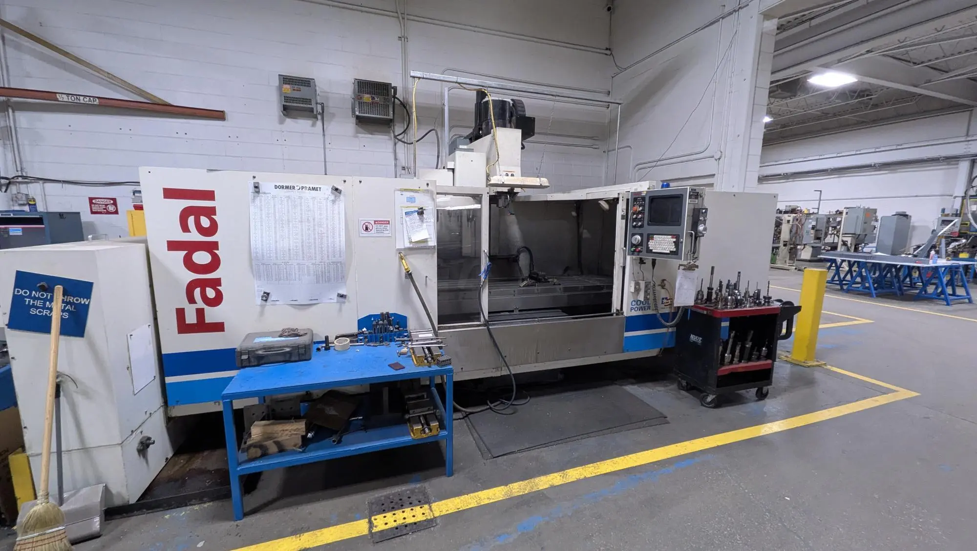 USED 2000 FADAL VMC-8030HT