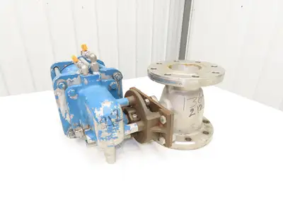 Jamesbury 4" 5150 31 3600TT 316SS Flanged Ball Valve & Pneumatic Actuator ST400B