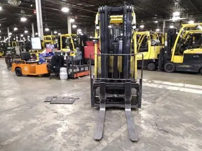 USED 2022 HYSTER E60XN-33
