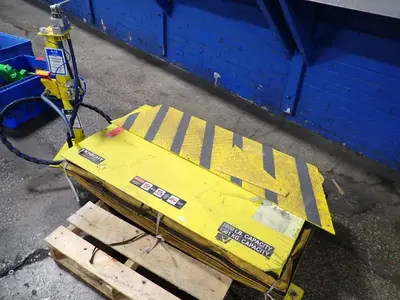 Knight Global  3000 Lbs / 24" C" X 44" Table  Lift Table