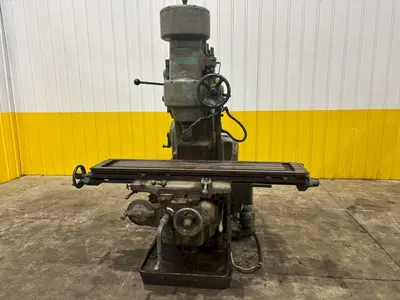 #3 KEARNEY & TRECKER MILWAUKEE MODEL #3 VERTICAL MILLING MACHINE 64" x 13" x 10 HP: YOBRO #24458