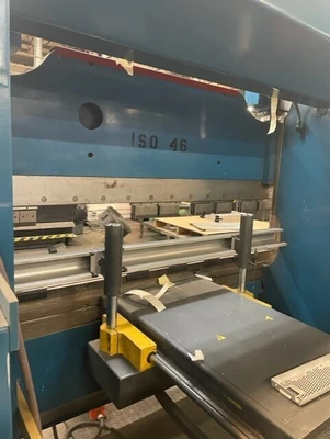 1999 CINCINNATI 90 CBII Press Brakes | Used Fab Machines (4)