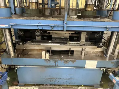 USED 2001 ACCUDYNE ACCUDYNE  PRESS