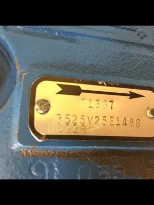 USED VICKERS 3525V25E1486DC22R