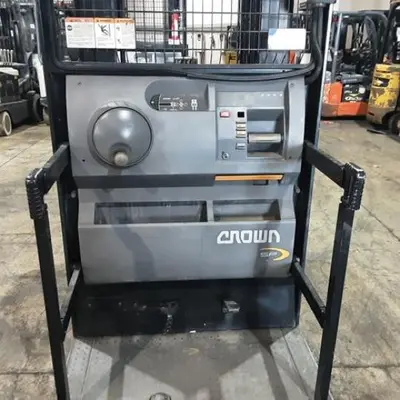 USED 2016 CROWN SP3510-30