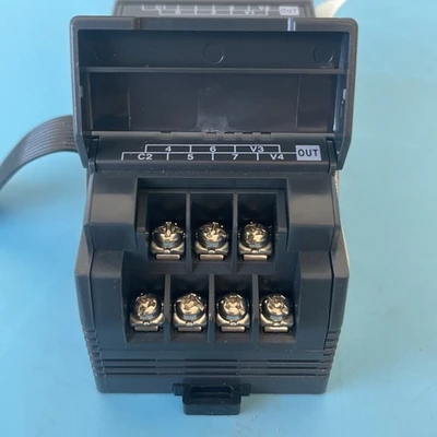 NEW KEYENCE KV-E8R