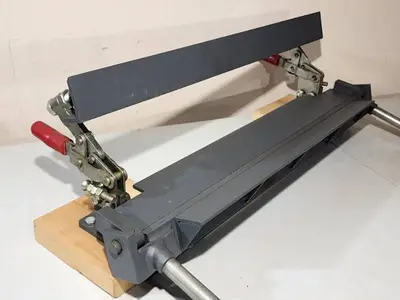 Central Machinery 24" Sheet Metal Bender