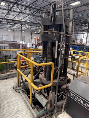 Used Sterling 20 lb. Accumulator Head Blow Molding Machines Illinois US | Meadoworks #1514550