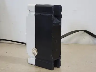 USED CUTLER-HAMMER FD1020