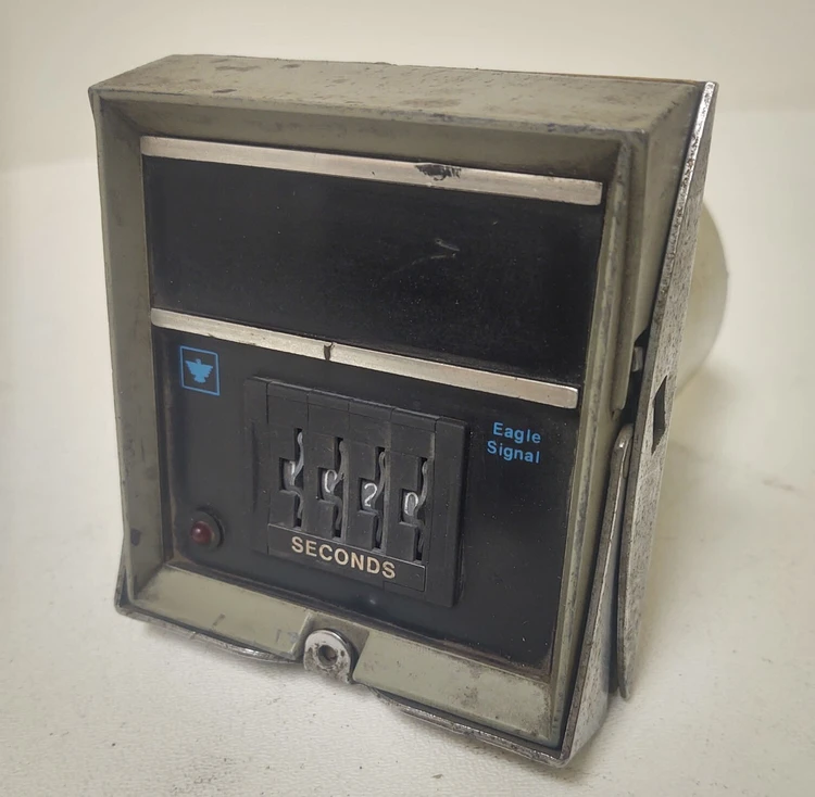 Used Eagle Signal CT5302A6 Timers Kentucky US | Edwards Industrial Repair #974253