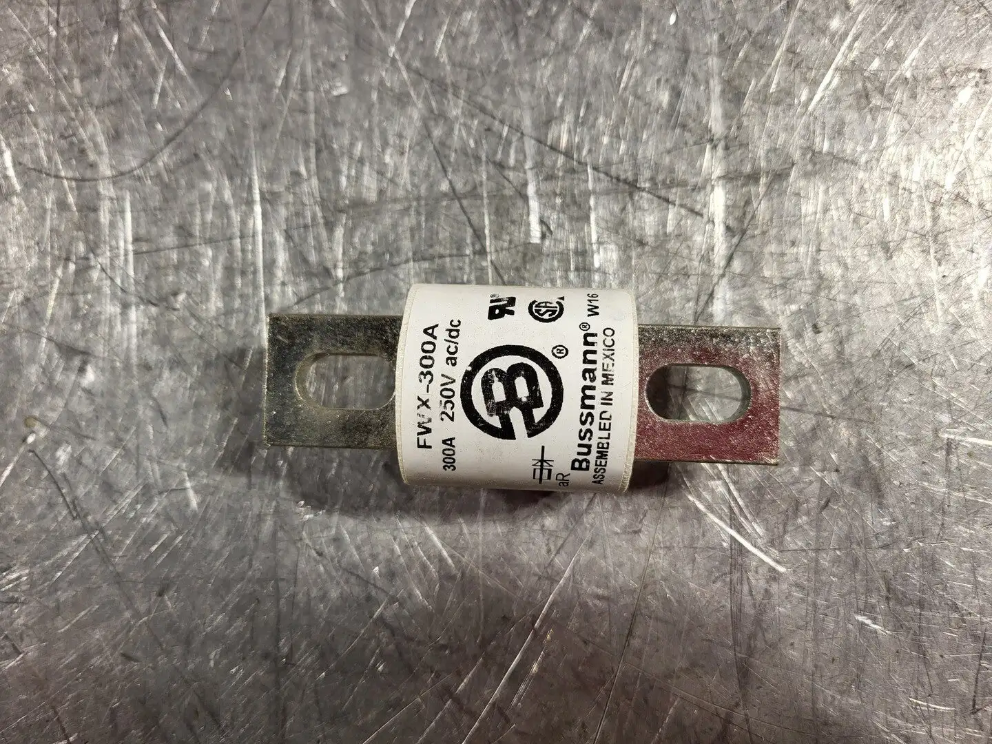 NEW BUSSMANN FWX-300A
