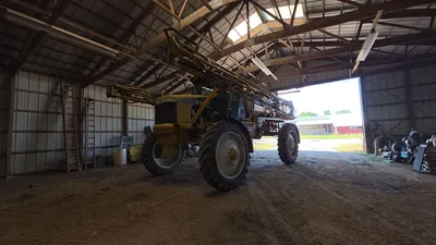 2005 AG-CHEM ROGATOR 1064 SPRAYER SELF PROPELLED | Iron Listing (16)