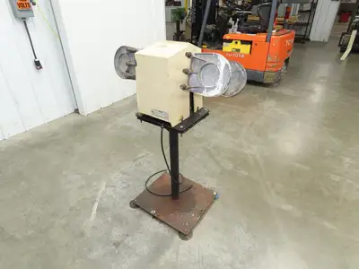 Red Devil 5400 One Gallon Paint Shaker Mixer Double Arm 2 Gallon Cans