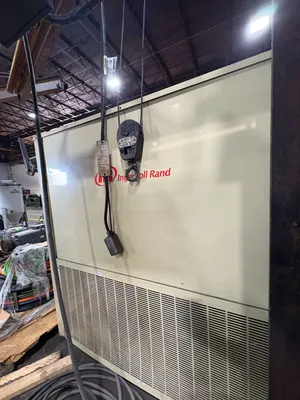 USED INGERSOLL-RAND D2720INA400