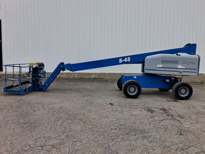 USED 2019 Genie S-45