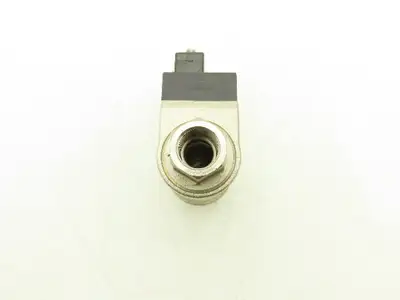 Versa E5SM-3011-34-NB1-HC-D024 Solenoid Valve 8 Bar 1/2" NPT Normally Closed