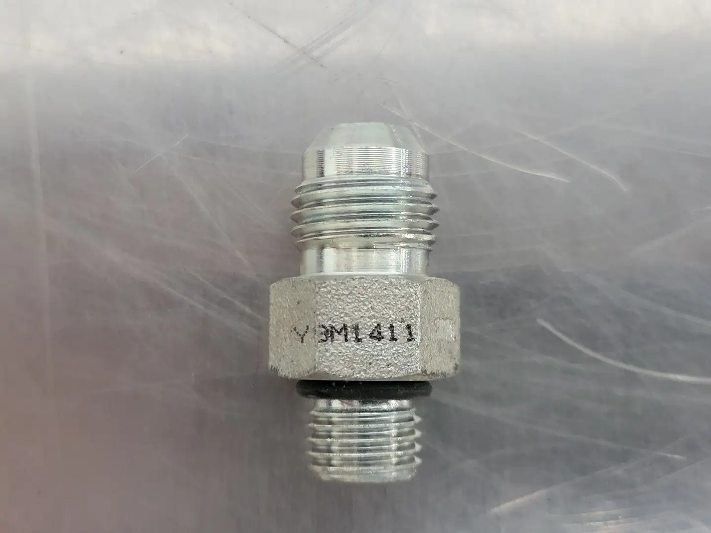 Hydraulic Adapter M-04 ORB X M-06 JIC 1/4" x 3/8" (Bag of 17)