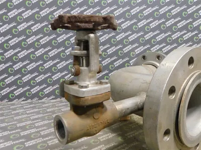 4" Flanged Stainless Steel 90° Elbow CL150/300 ES856AZU 1" Valve Used