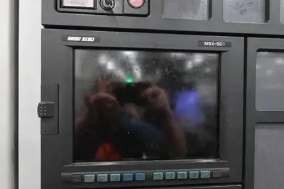 Mori Seiki Duracenter 5 3-Axis Vertical Machining Center