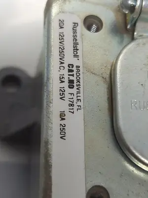New | in-Stock RUSSELLSTOLL F17817 Miscellaneous Equipment (Electrical & Power) Ohio US | Surplus Asset Holdings #1239020