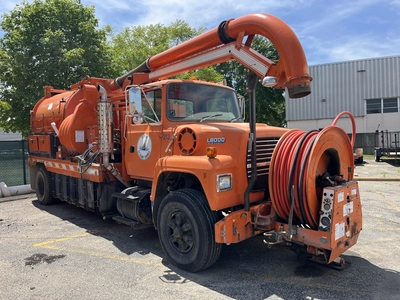Used 1991 FORD L8000 VAC-CON Combination Sewer Cleaners Michigan US | Miedema Asset Management Group #1340416