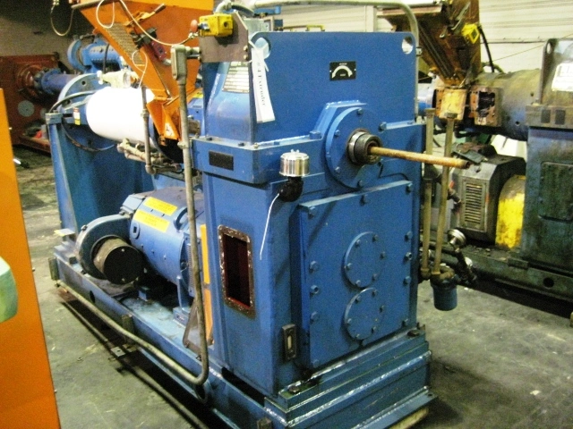 NRM 4.5 Cold Feed Rubber Extruder