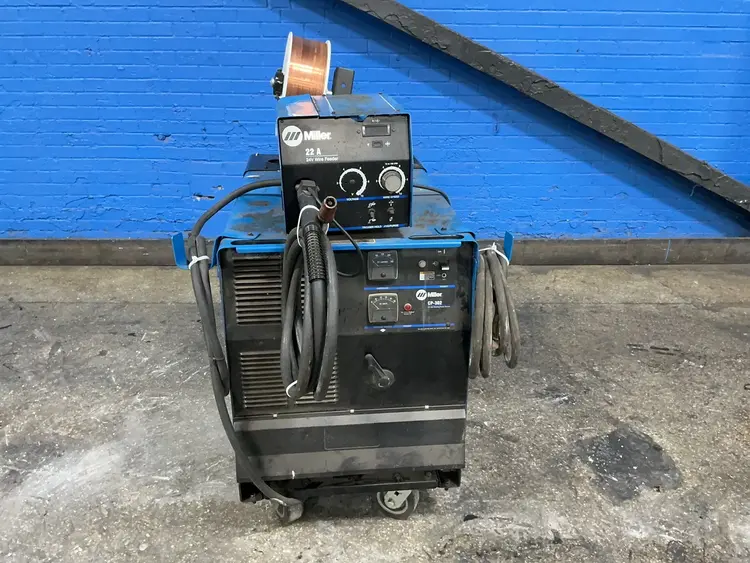 Used MILLER CP302 Mig Welders Ohio US | HGR 24 #1568539