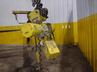 1 TON RELIABLE WALL MOUNTED JIB CRANE W/ 1 TON BUDGIT HOIST & TROLLEY: YOBRO #25151