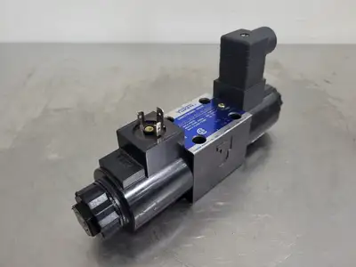 NEW YUKEN DSG-01-3C3-D12-N-60905