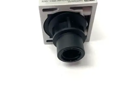 USED FESTO ON/OFF VALVE 1/4" PORTS, 3/2-WAY, CLOSED 542578