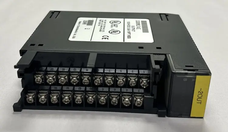 Used GE FANUC IC693MDL741E Industrial Controls Ohio US | Surplus Asset Holdings #1245614