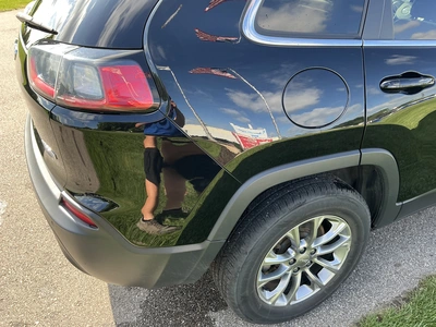USED 2019 JEEP CHEROKEE