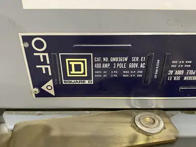 USED SCHNEIDER ELECTRIC, SQUARE D SER. E1 FUSIBLE PANELBOARD SWITCH UNIT 400A 3-POLE NO FUSES
