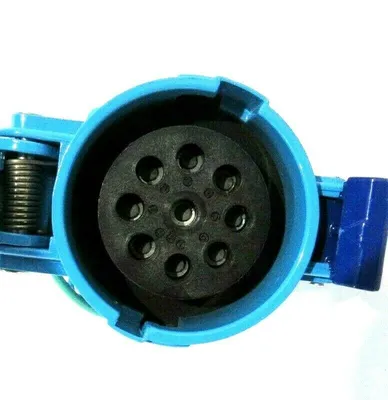 NEW MELTRIC 19-14090-HP RECEPTACLE / CONNECTOR 20A 1914090HP