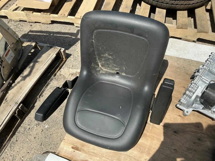 Used _UNKNOWN_ _UNKNOWN_ Landscaping Equipment (Miscellaneous) Michigan US | Miedema Asset Management Group #1180628